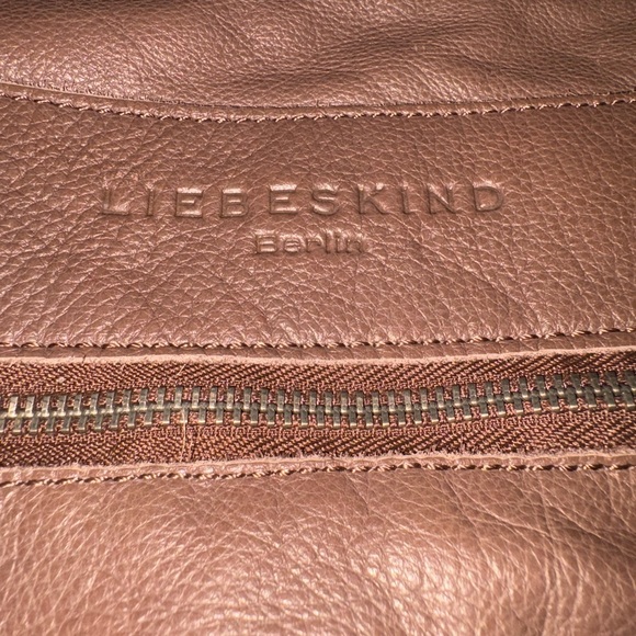 Liebeskind Berlin Soft Leather Crossbody Bag Camel Tan Multi-Pocket P12 - Picture 6 of 11